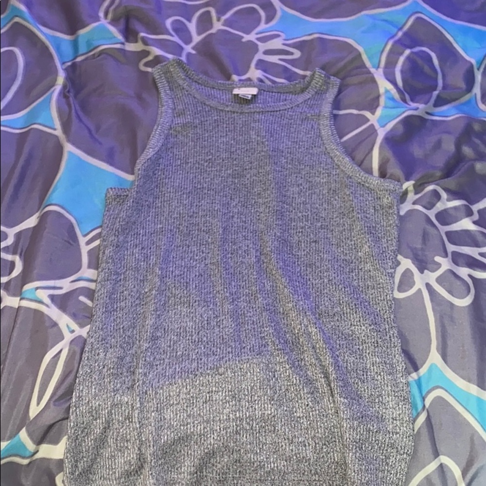 Gray tank top